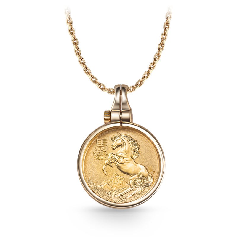 Золотой кулон с цепочкой и монетой 